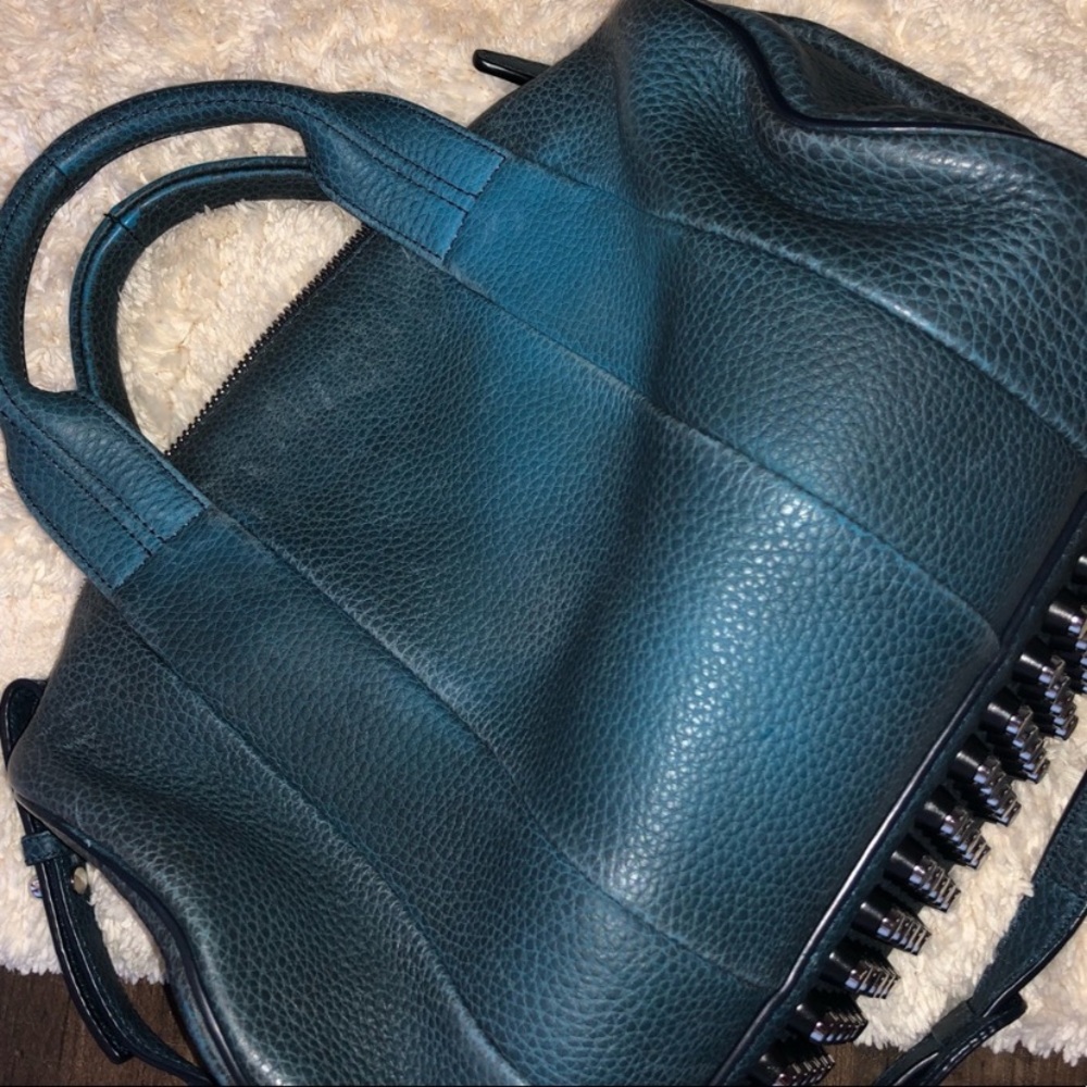Reposting! Alexander wang Rocco heat sensitive